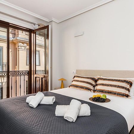 Waou Gran Via Studio IV - Corta Duracion Madryt Zewnętrze zdjęcie
